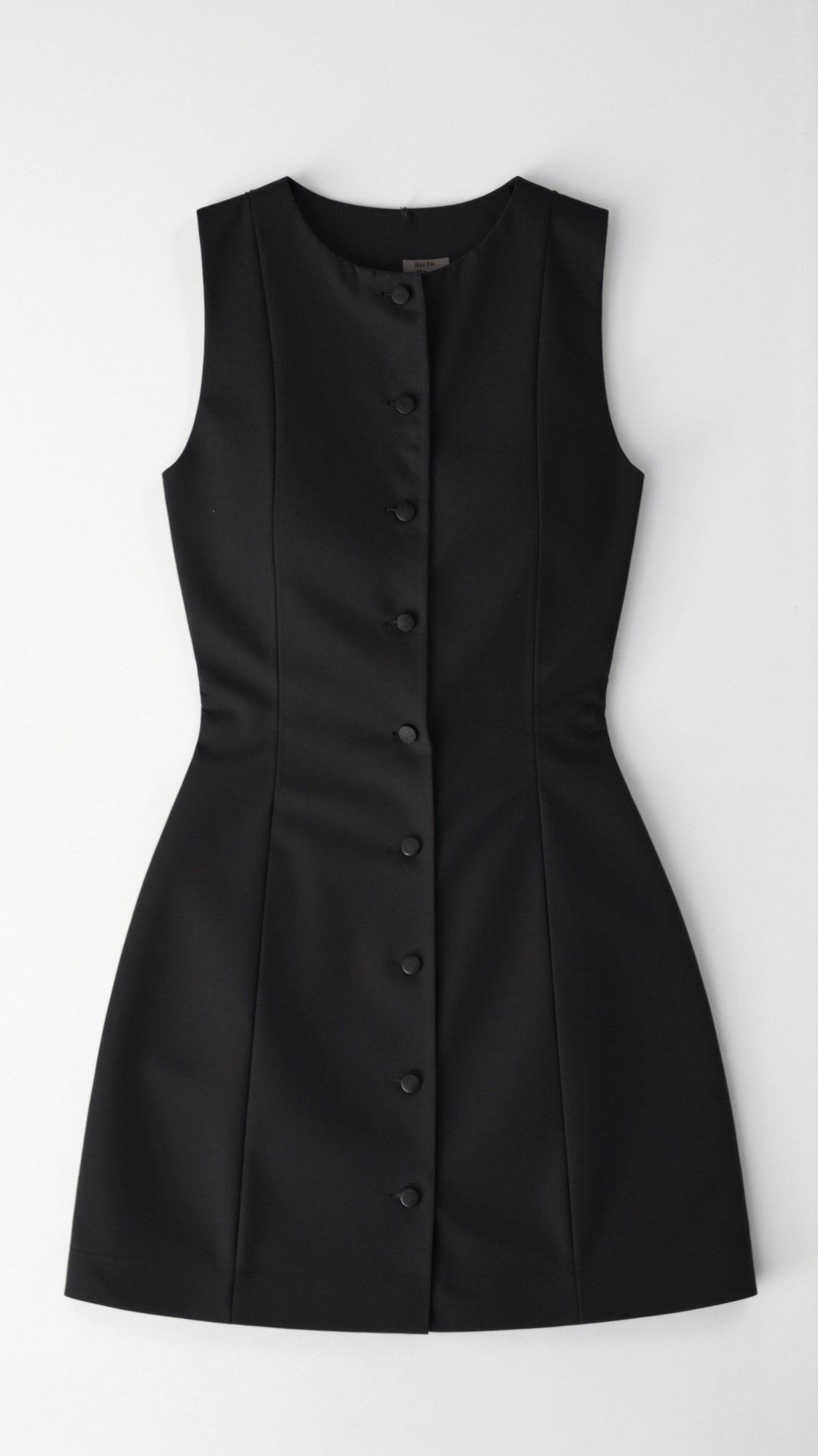 Ärmelloses Minikleid Patricia Mit Knopfleiste Und Figurbetonter Schnitt Ideal Für Den Sommerurlaub